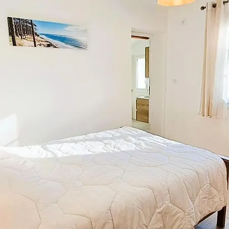 Appartement Cormoran - Maison Principale&deux Dépendances Au Bord De L'océan Atlantique - 7 Pièces 14 Personnes -